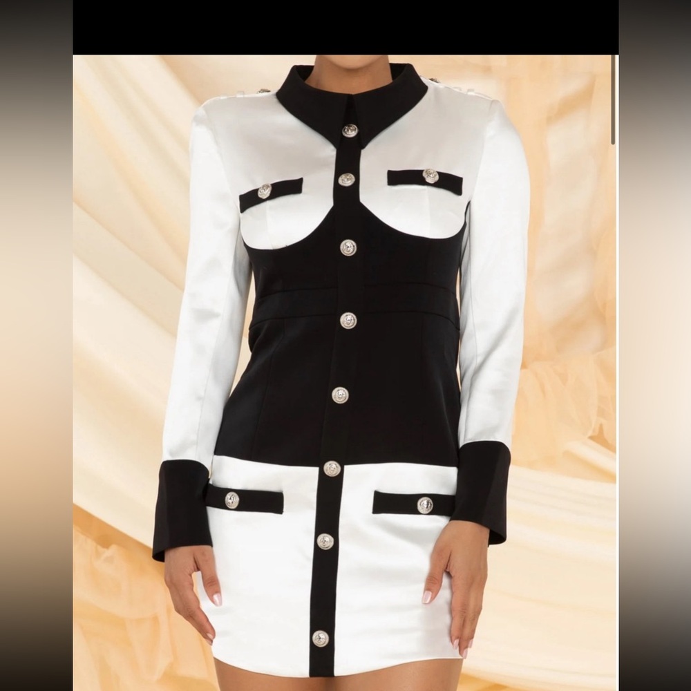 LONG SLEEVE BLACK WHITE CONTRAST BUTTON COLOR BLOCK BODYCON MINI DRESS